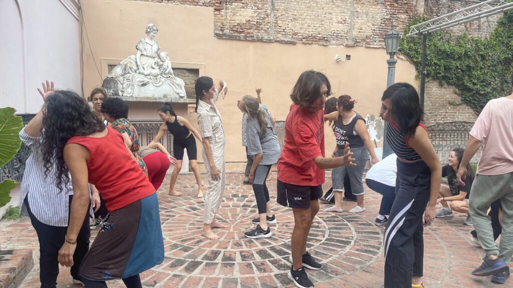 QUE NO Joana Brabo Argentina4